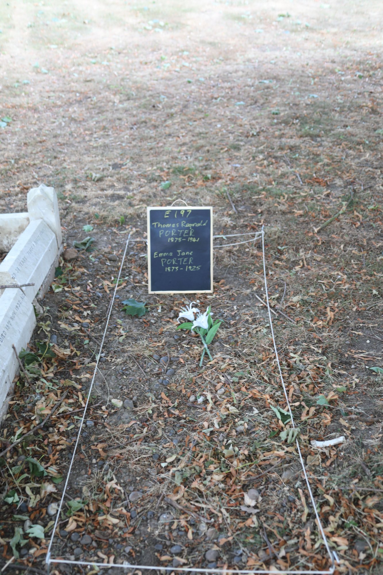 Grave of Emma Jane Clarke Porter, Erith Cemetery