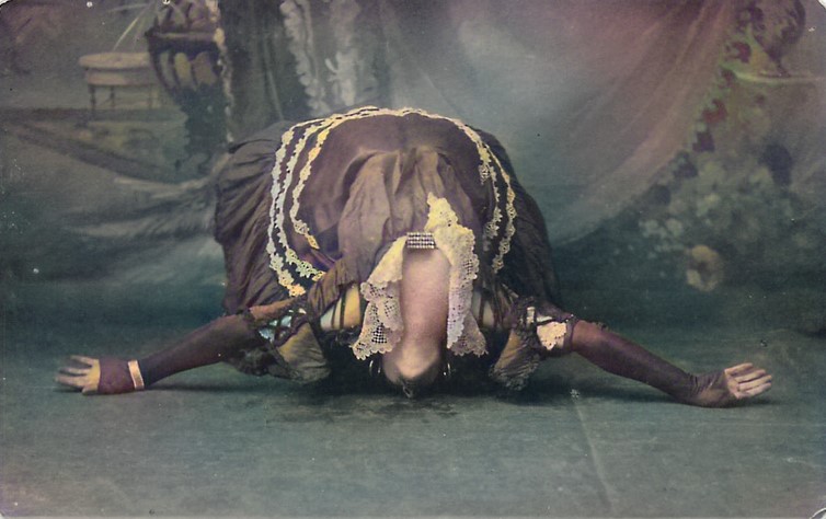 Lily Flexmore in back bend contortion pose